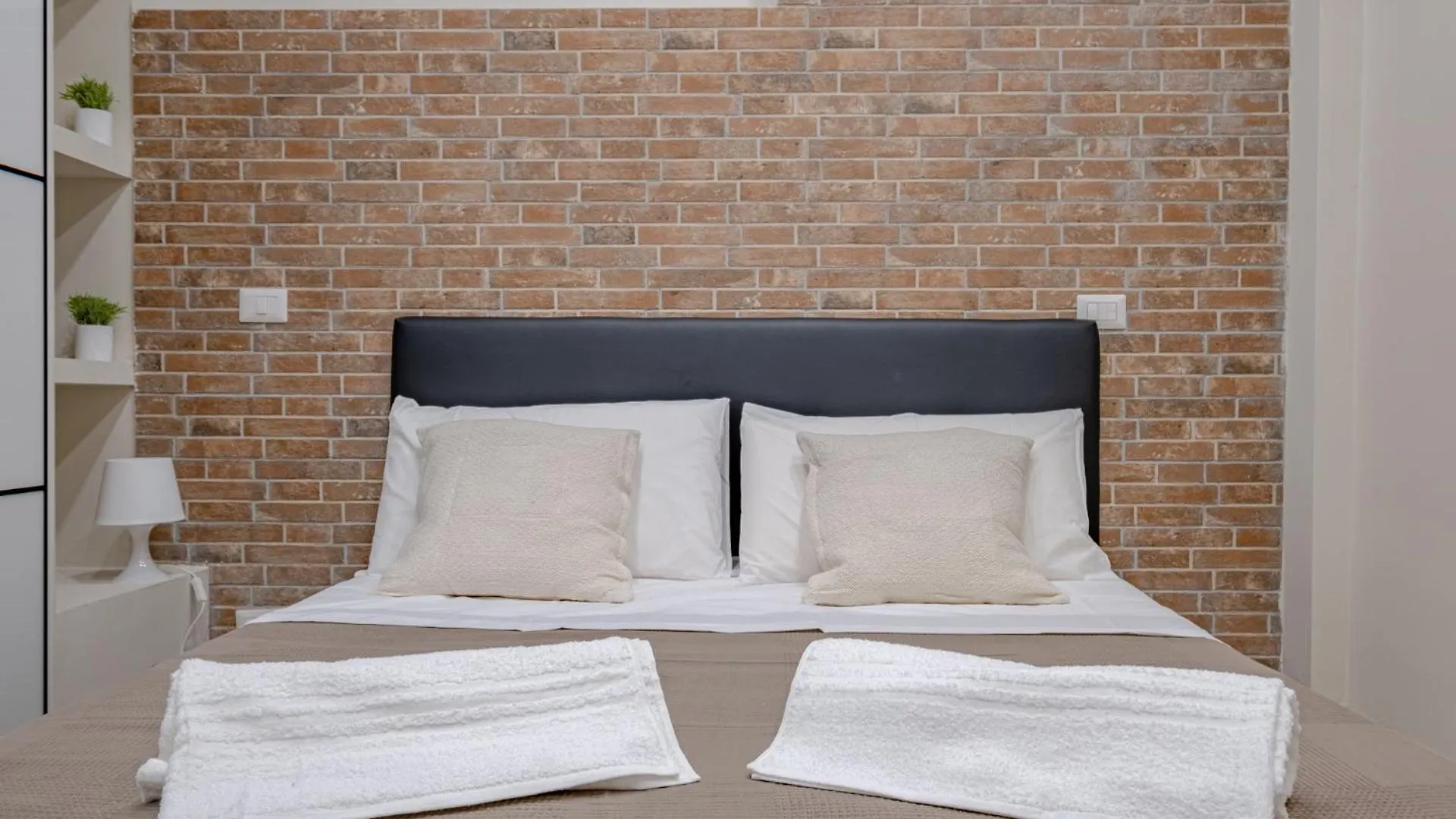 Glorioso Apartment Trastevere Rome 0*,  Italy